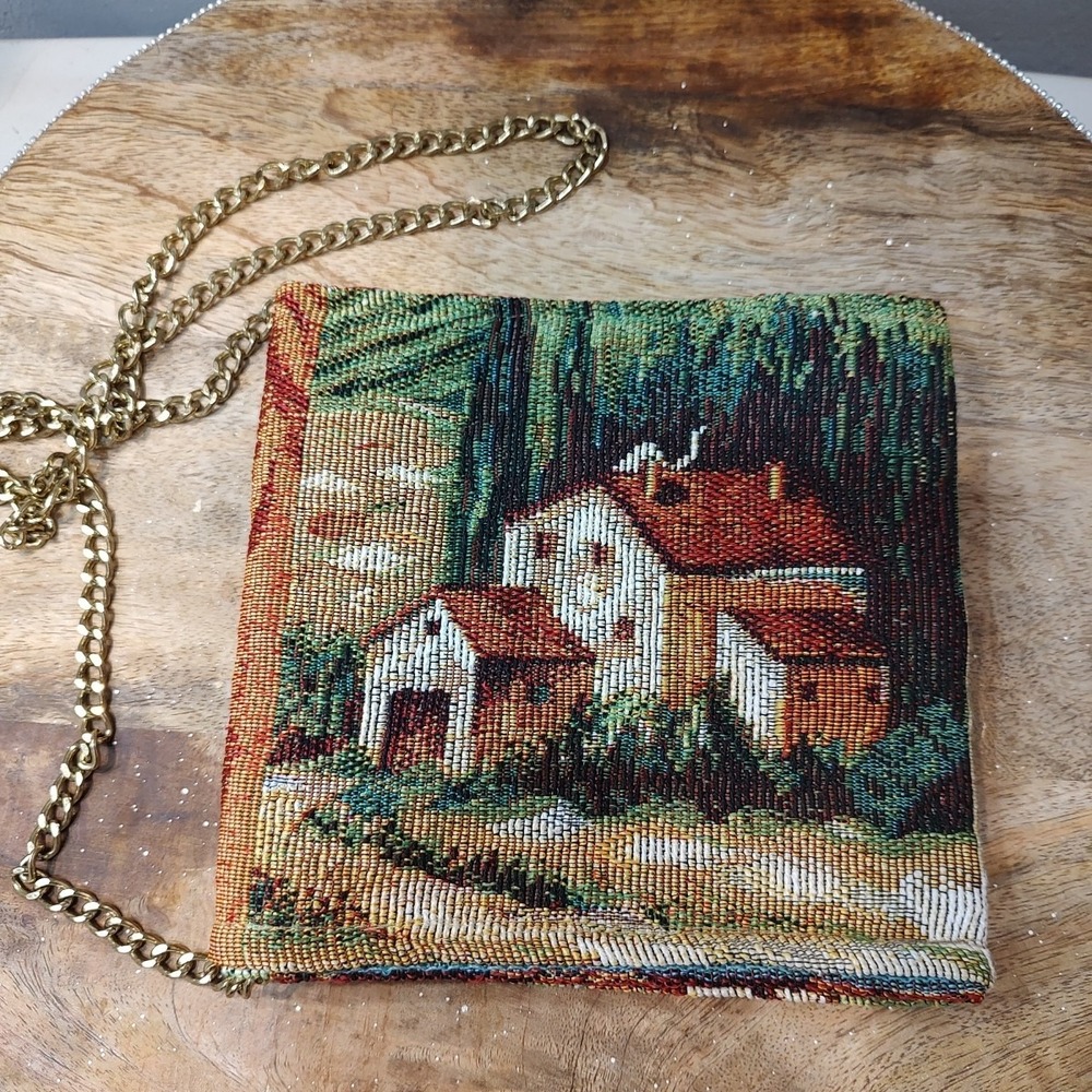 Tapestry Purse Vtg Floral cottage Core Fruit Shoulder‎ Bag Gold Chain Lagenlook